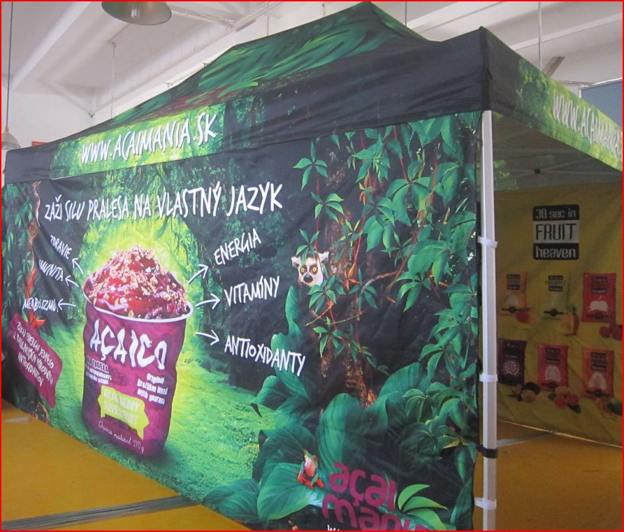 10'x10' full back wall with custom tent top and alum frame